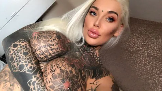 Ladylauren Thumbnail Picture