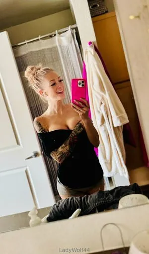 Ladywolf44 OnlyFans Leaked Free Thumbnail Picture - #T1SbREeTGS
