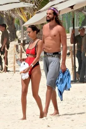Lais Ribeiro OnlyFans Leaked Free Thumbnail Picture - #MyF5aZkiom
