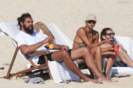 Lais Ribeiro OnlyFans Leaked Free Thumbnail Picture - #gicC8yL1Ed