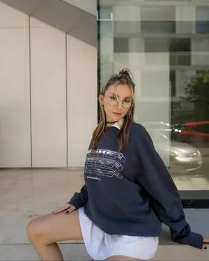 Lanabells Thumbnail Picture