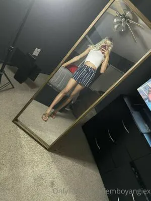 Laneandangie Thumbnail Picture