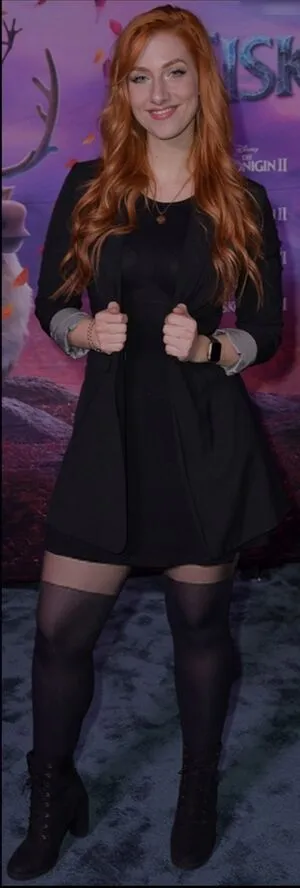 Lara Loft Thumbnail Picture