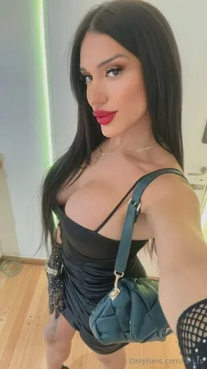 Lari Ts OnlyFans Leaked Free Thumbnail Picture - #fO89E2slJD