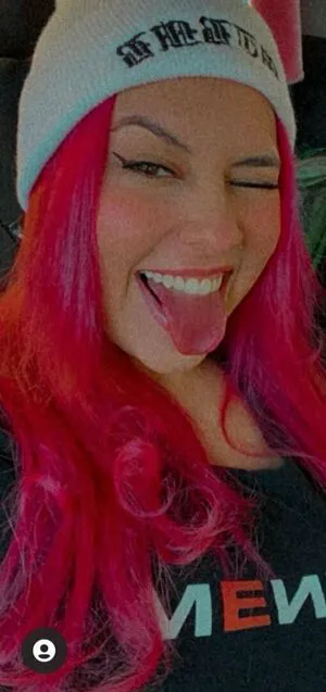 Larissa Cambusano Thumbnail Picture