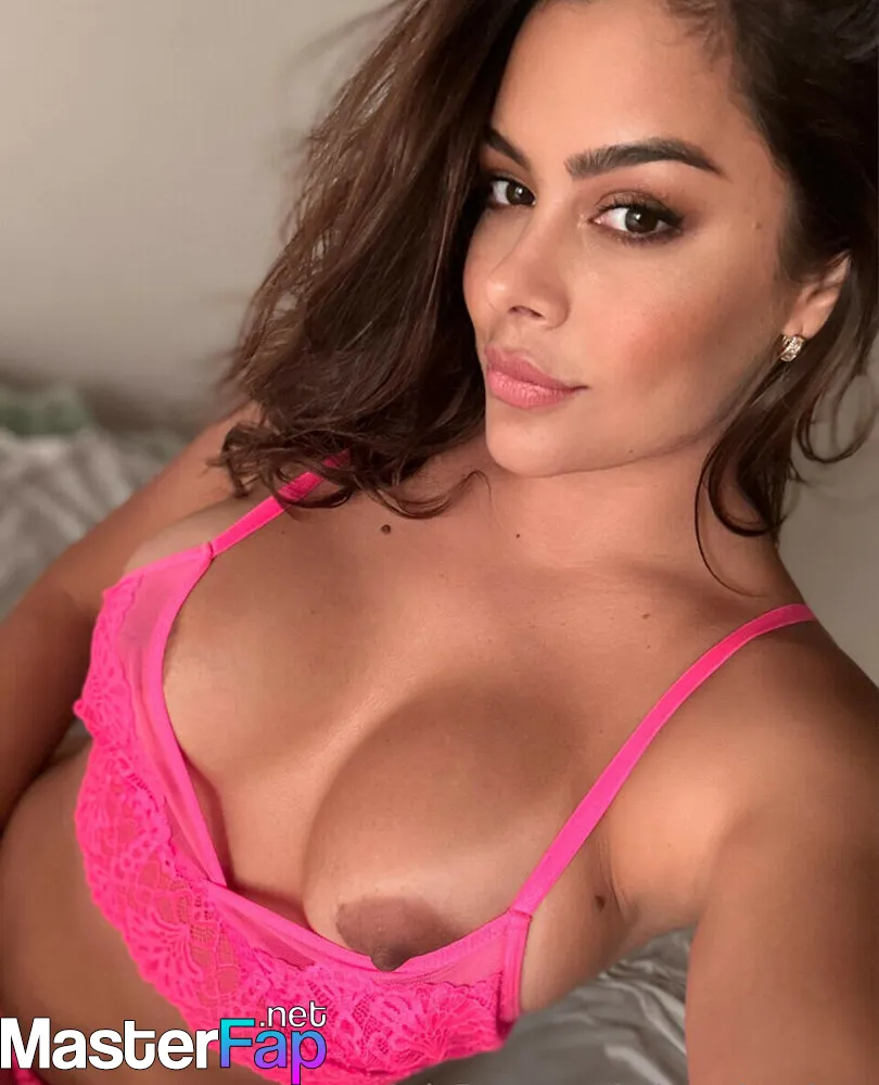Larissa riquelme onlyfans