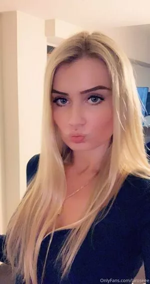 Laroseee OnlyFans Leaked Free Thumbnail Picture - #MBZ7IxZOvB