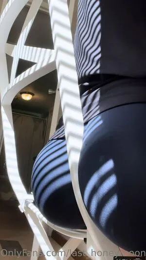 Last Honeymoon Thumbnail Picture
