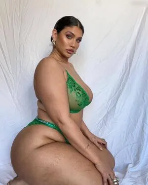 Latecia Thomas OnlyFans Leaked Free Thumbnail Picture - #VOnTJYTOUM