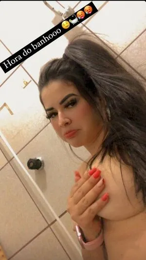 Lauana Nascimento Thumbnail Picture