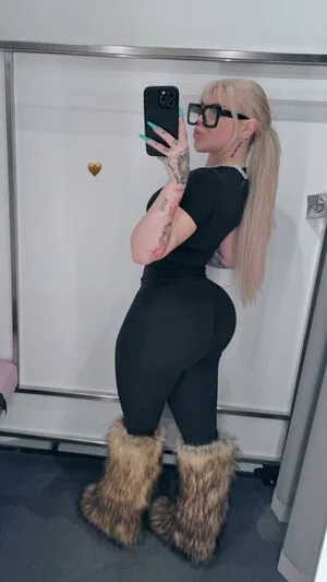 Laughlyn Tomassi OnlyFans Leaked Free Thumbnail Picture - #2YLyodOOaq