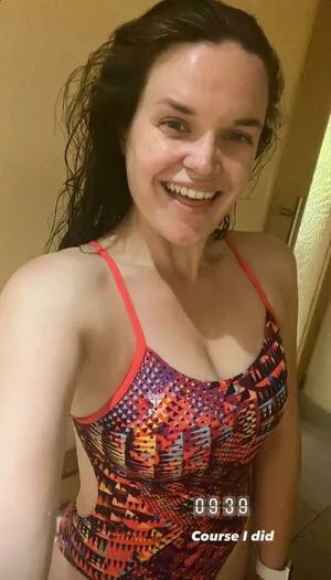 Laura Winter Thumbnail Picture