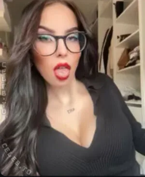 Lauraaasmk OnlyFans Leaked Free Thumbnail Picture - #fY1Oz9RaC0