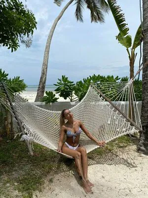 Laurabae OnlyFans Leaked Free Thumbnail Picture - #tlUY5KypOK