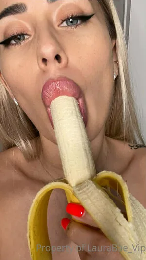 Laurabae OnlyFans Leaked Free Thumbnail Picture - #xLw4HgPRui