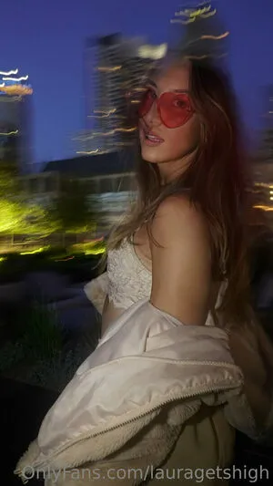 Lauragetshigh OnlyFans Leaked Free Thumbnail Picture - #yhZHeII7bU
