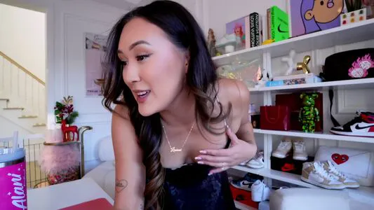 Laurdiy OnlyFans Leaked Free Thumbnail Picture - #LsYe2u0Wpg