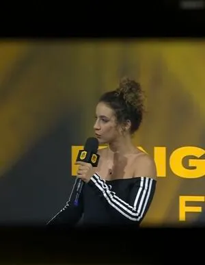 Laure Bv OnlyFans Leaked Free Thumbnail Picture - #I6DM6TsIAF