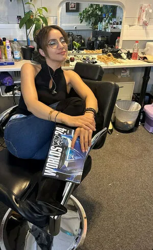 Laure Valee OnlyFans Leaked Free Thumbnail Picture - #NAGpEPLHax