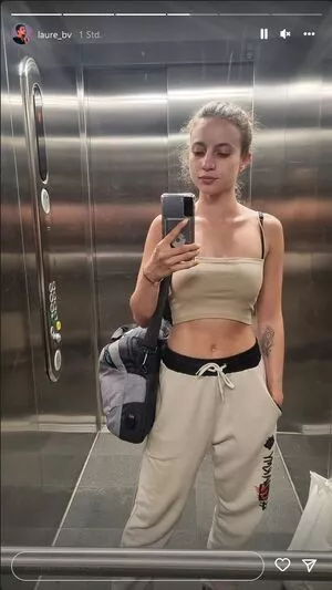 Laurebv OnlyFans Leaked Free Thumbnail Picture - #le13mATAkf