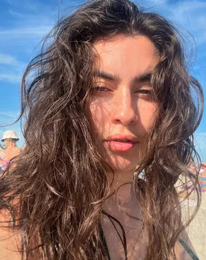 Lauren Jauregui Thumbnail Picture