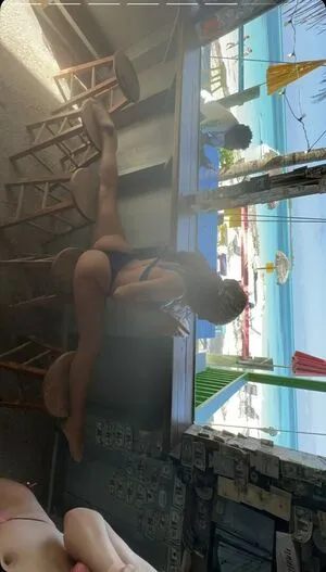 Lauren Kettering Thumbnail Picture