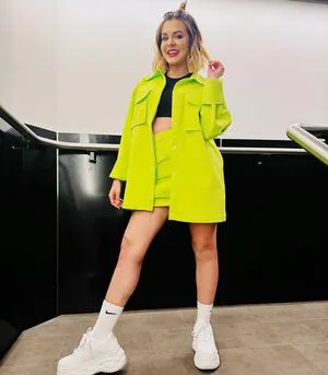 Lauren Layfield Profile Thumbnail