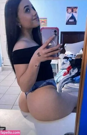 Lauryn Kyle Thumbnail Picture
