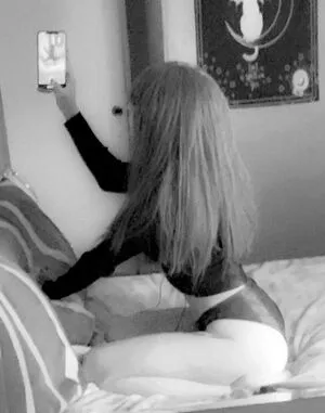 Lavaagirlxo Thumbnail Picture