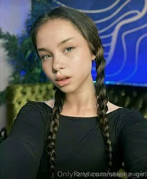 Layla Mayer OnlyFans Leaked Free Thumbnail Picture - #PsbEdUGyMp