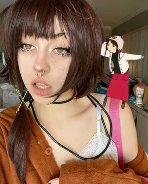 Layn Cos Thumbnail Picture