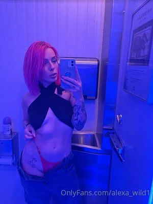Layrose1 OnlyFans Leaked Free Thumbnail Picture - #DtxetasKAM