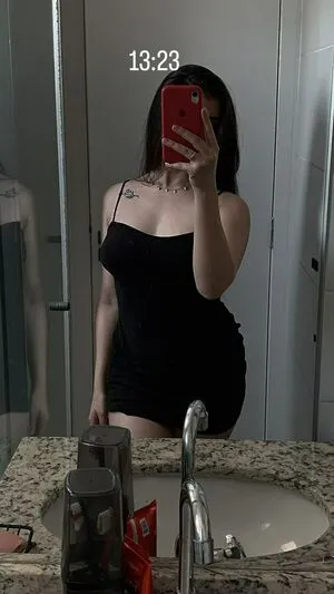 Laysa Gardini Thumbnail Picture