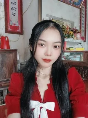Le Thu Hien Thumbnail Picture
