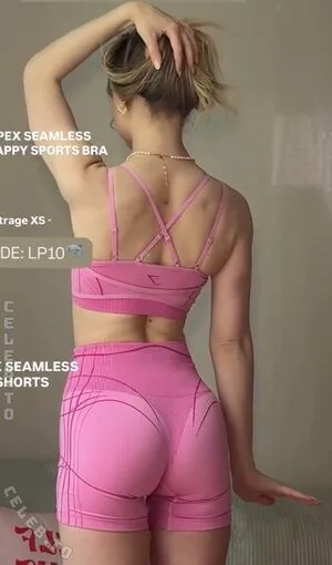 Lea Peach OnlyFans Leaked Free Thumbnail Picture - #HChDSfaDx1