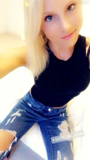 Lea Sunshineee Ms OnlyFans Leaked Free Thumbnail Picture - #S0aQBspSPy