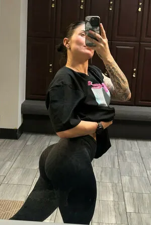 Leah Casciano Thumbnail Picture