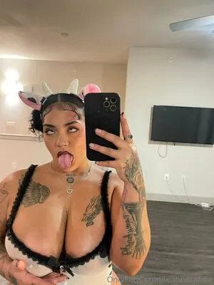 Leahndrafree Thumbnail Picture