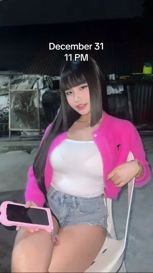 Leakeshiaaa OnlyFans Leaked Free Thumbnail Picture - #UAvSpptm49