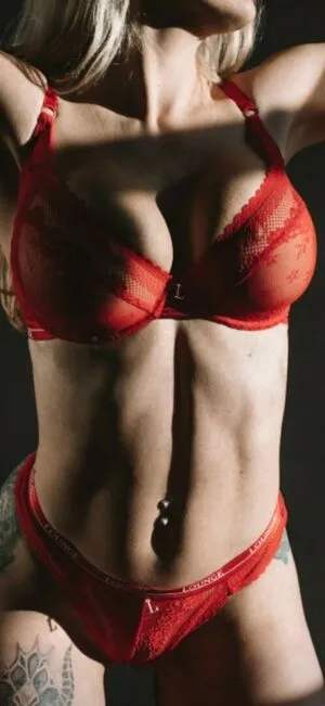 Leanne Carr Thumbnail Picture