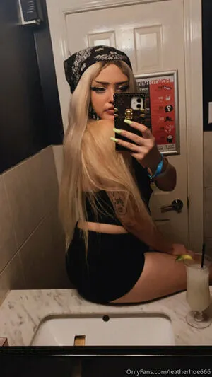 Leatherhoe666 OnlyFans Leaked Free Thumbnail Picture - #PmtGurtxtI