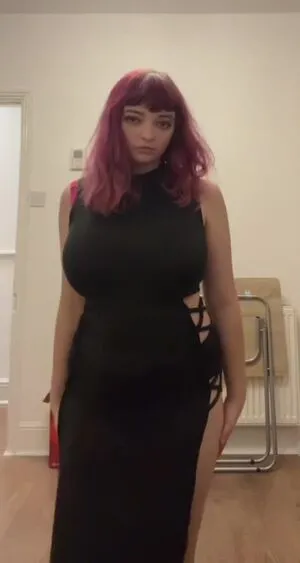 Leebee Thumbnail Picture