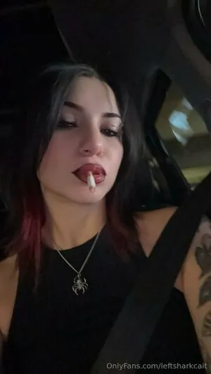 Leftsharkcait OnlyFans Leaked Free Thumbnail Picture - #KyD2dG6fqy