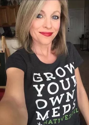 Legalizeitlala Thumbnail Picture