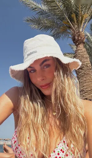 Lenaknk Thumbnail Picture