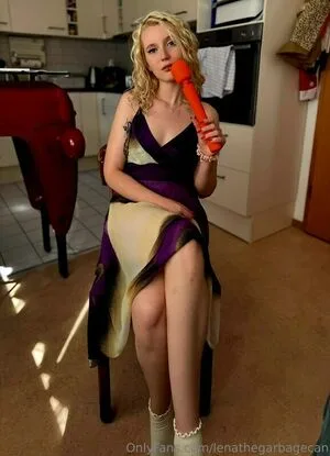 Lenathegarbagecan OnlyFans Leaked Free Thumbnail Picture - #4GiQWy0D2D