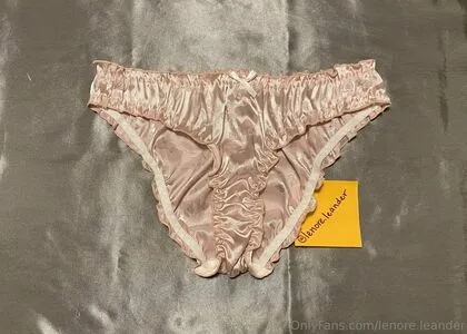 Lenore Leander OnlyFans Leaked Free Thumbnail Picture - #AzGVjlwwhM
