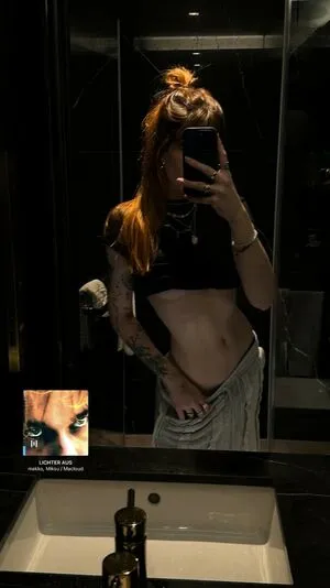 Leonie Busse Thumbnail Picture