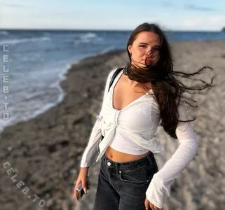 Leonih OnlyFans Leaked Free Thumbnail Picture - #4WhDtbAmhh