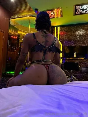 Leonorbr OnlyFans Leaked Free Thumbnail Picture - #0FUbntRZMC